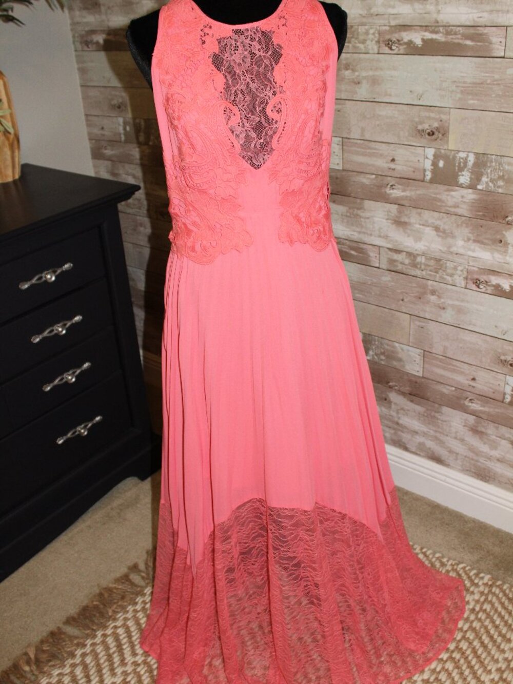 Stunning Melon Pink Maxi Dress w/ Accordion Pleats Lace feminine touches